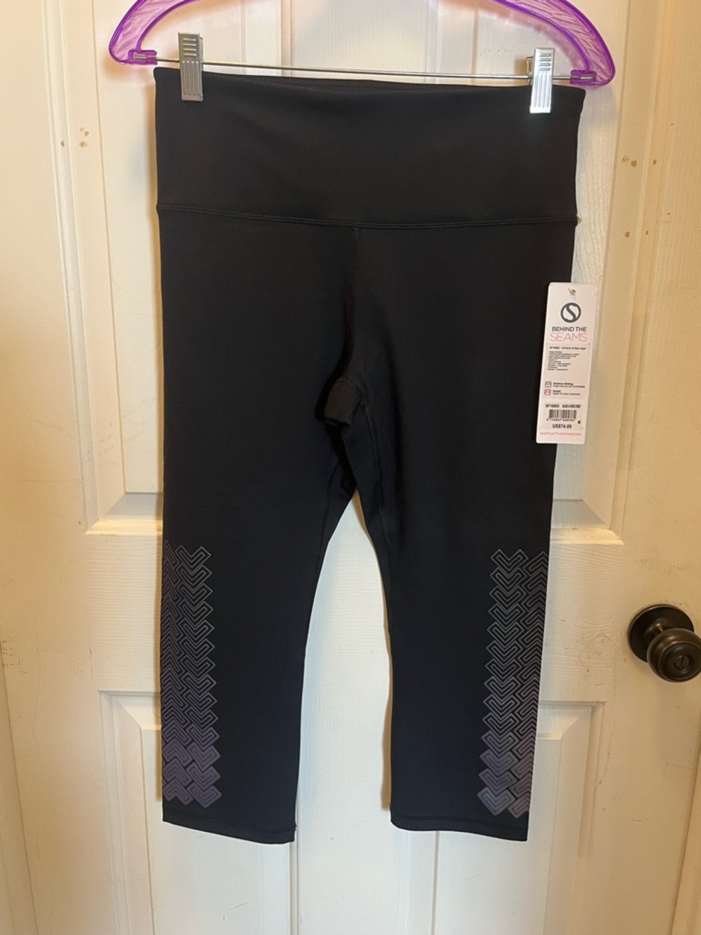 NWT Shape G-Force Hi-Rise Capri - Black - Sz Medium